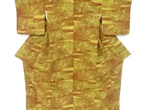 家屋に草花模様　小紋着物